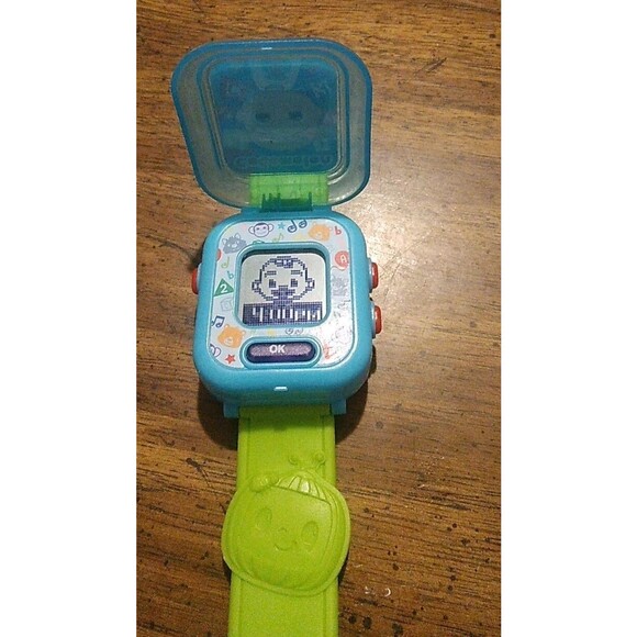 Cocomelon Bucket HatDouble Sided  And Musical Learning Watch - Picture 6 of 8